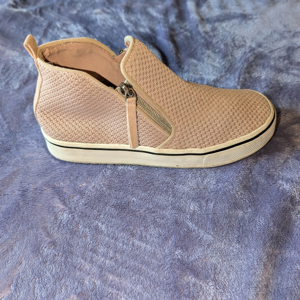 Girls Steve Madden zip sneakers